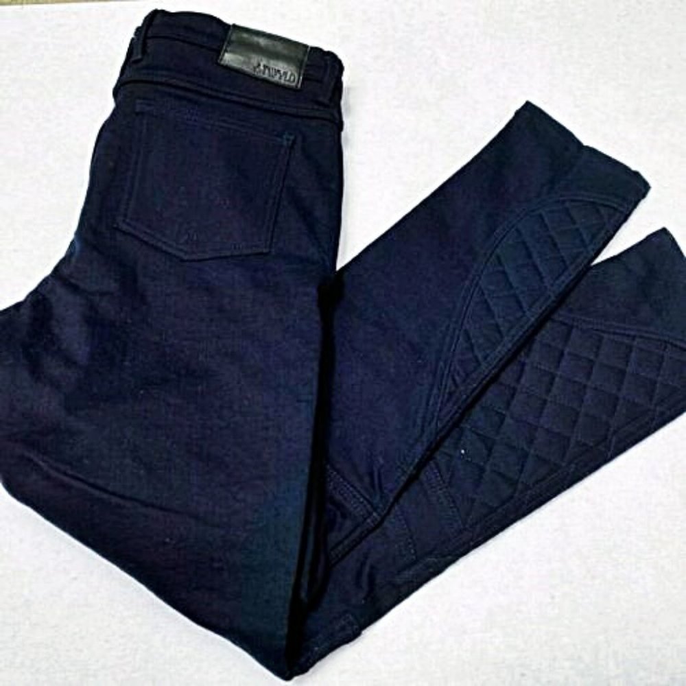 Womenโs Skinny Quilted Panel Jeans - Black